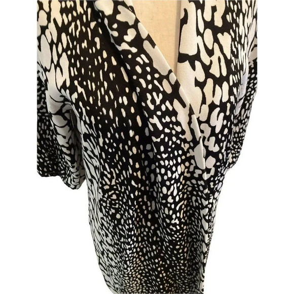 Grace Small Black White Animal Print Knit Cardigan - Picture 6 of 10